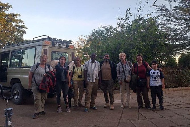3 days group joining safari to Maasai Mara with a Land Cruiser Jeep - Day three: Returning through Ololaimutiek