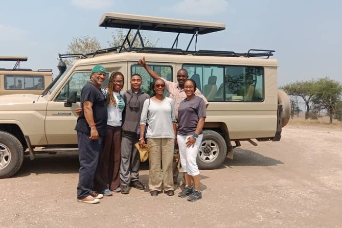 3 Days Maasai Mara Small Group Safari in a 4 x4 Land Cruiser Jeep - From Nairobi to the Rift Valley viewpoint