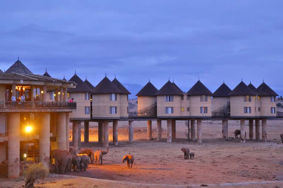 3 days Tsavo East and Saltlick safari from Diani/Mombasa - Tsavo East begins at Buchuma Gate