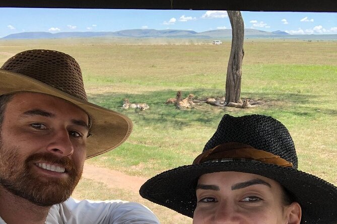 6-Day Maasai Mara, Lake Nakuru and Amboseli Safari - Day 1: Nairobi to Maasai Mara by way of the Rift Valley