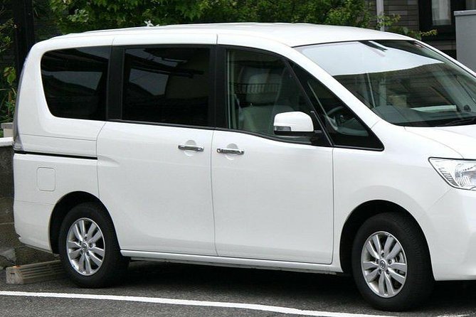 Airport Transfers in Nairobi - Private ride, but confirm the vehicle