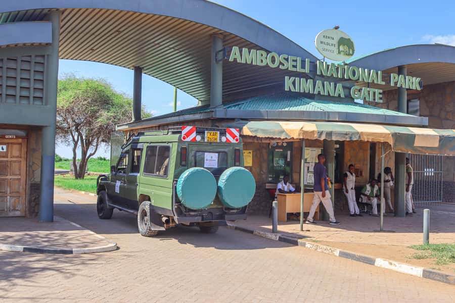 Amboseli National Park: Daytrip from Nairobi in a 4X4 Jeep - Entering Amboseli in an Open-Roof 4x4