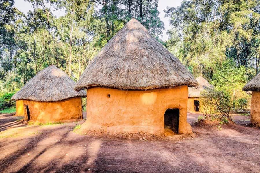 Bomas Of Kenya Cultural Experience - The traditional dance and music performance