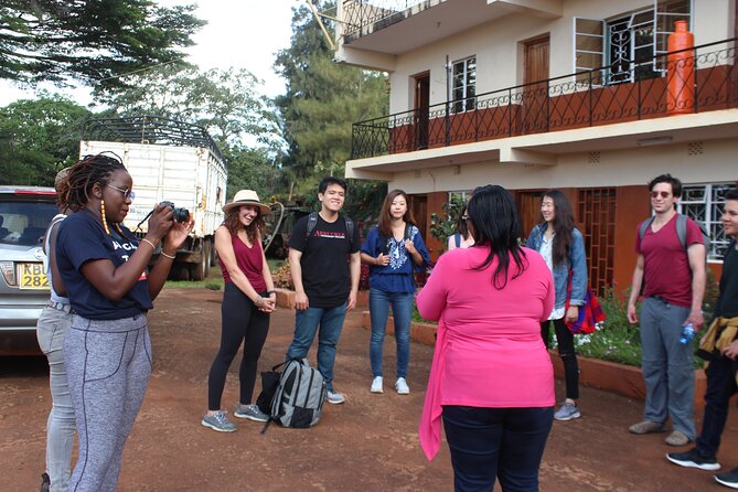 Coffee farm tour, coffee roasting and tasting experience - Roasting your own coffee is the hands-on highlight