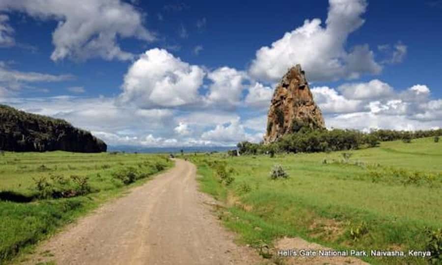 Day trip lake Naivasha and Hells gate - Hiking through the gorge and cycling the park