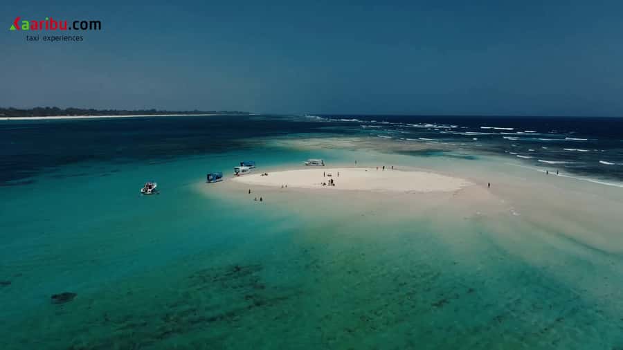 Diani Beach: Glass-Bottom Boat Cruise to Robinson Island - Should you book the Robinson Island boat trip?