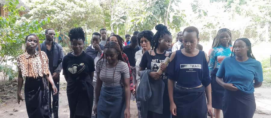 Diani Beach: Kaya Kinondo cultural and nature experience - Walking the shaded Kaya Kinondo trail