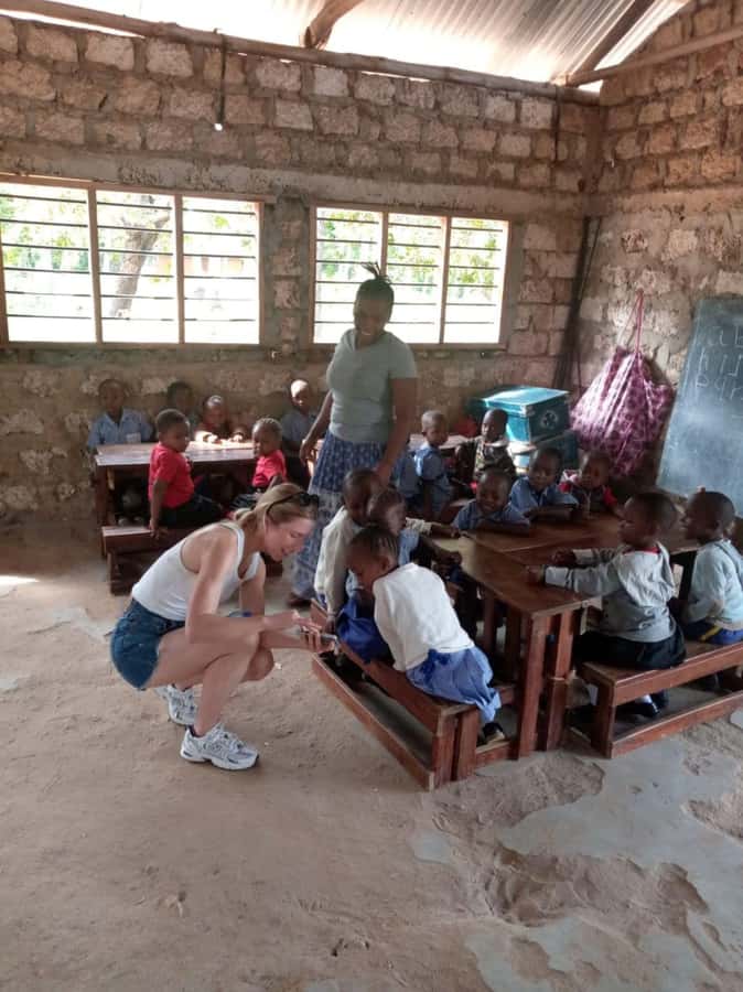 Diani bush tour - The school visit: meet children without making a spectacle