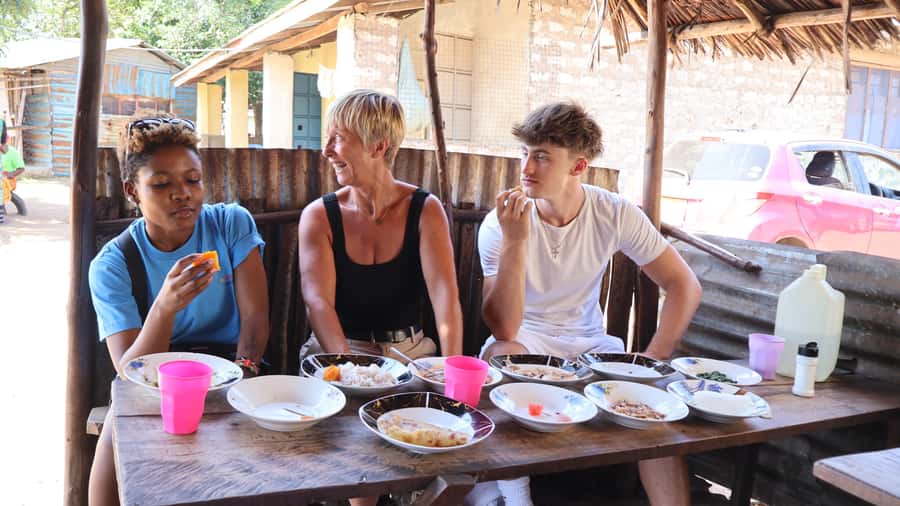Diani: Market and Street Food Walking Tour - Walking through Ibiza Market