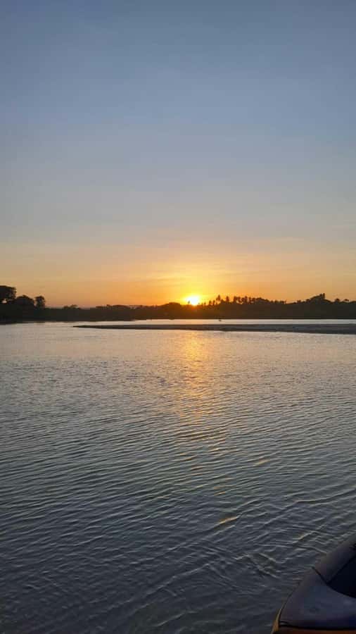 Diani: Sunset Cruise along Kongo River on Wooden Canoe boat - Boarding the wooden canoe at Kongo River