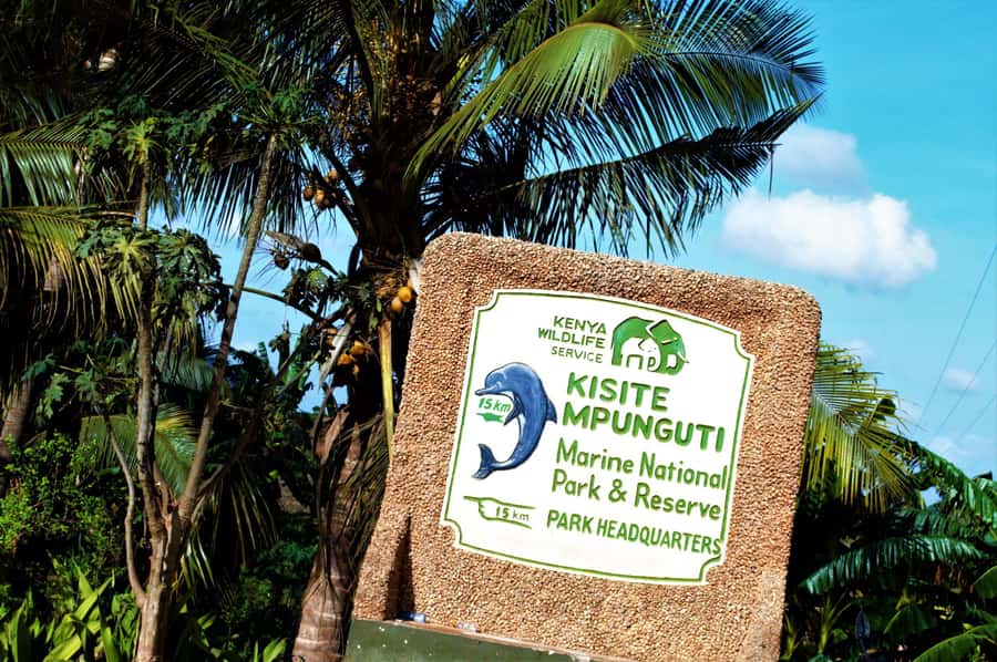 From Mombasa: Kisite Mpunguti Marine Park and Wasini Island - The long road south from Mombasa