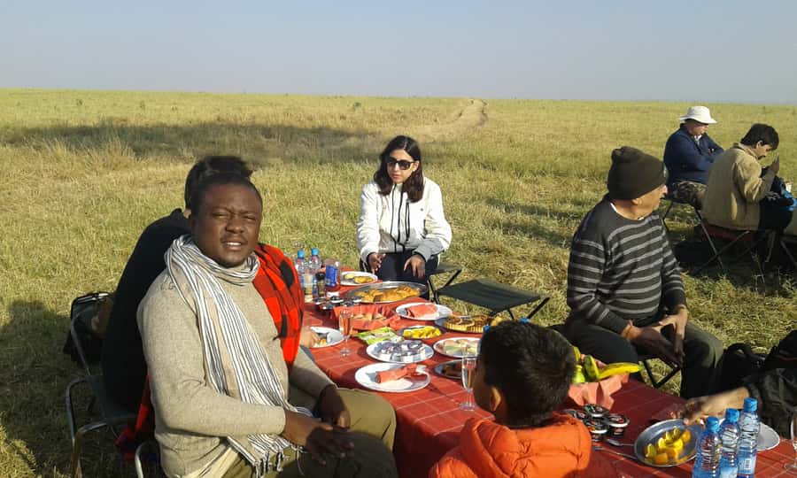From Nairobi: 3 Days, 2 Nights Maasai Mara Group Safari - Group size, vehicles, and daily departures