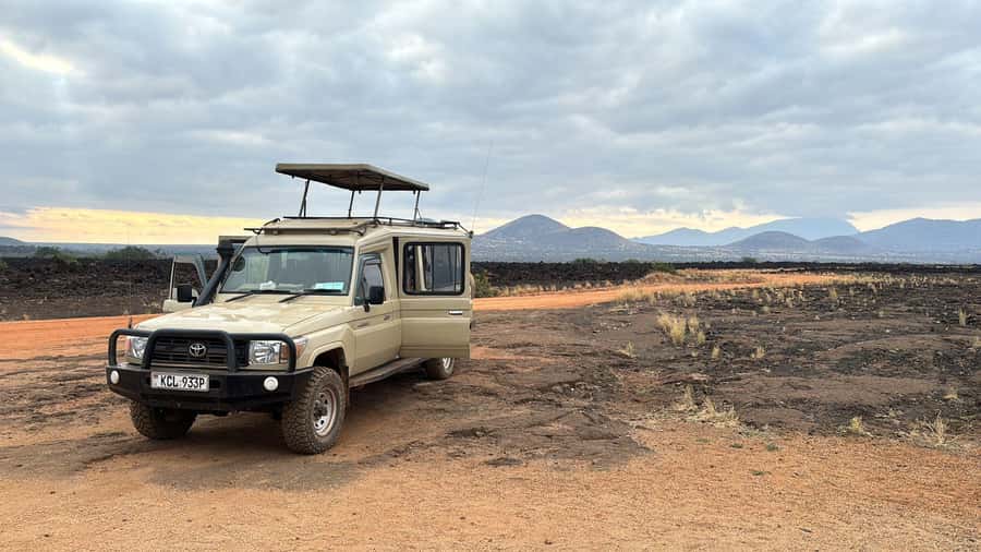From Nairobi: 4-Day Maasai Mara and Lake Nakuru Group Safari - Day 1: Nairobi, the Rift Valley, and the first Mara drive