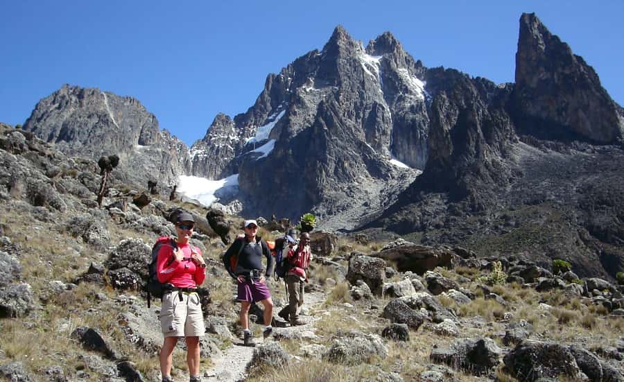 From Nairobi: Mount Kenya National Park Full-Day Hike - The early road from Nairobi to Naro Moru Gate