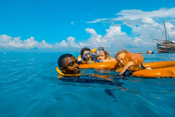 Full-Day Special Wasini Island Tour with Snorkeling and Lunch - The three hours at Kisite-Mpunguti Marine Park