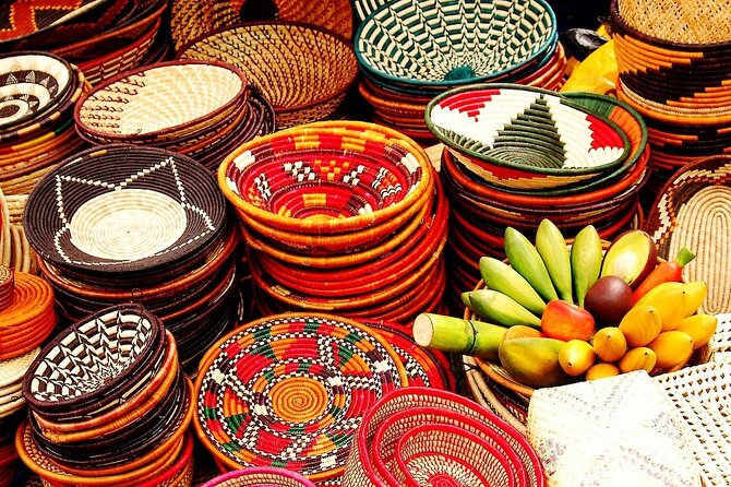 Full day tour in Mombasa - Akamba woodcarvers add a hands-on cultural stop