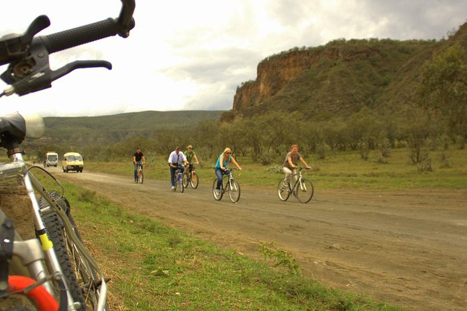 Guided Day Tour Safari of Parks Lake Naivasha and Hells Gate - Choosing between bikes and a safari vehicle