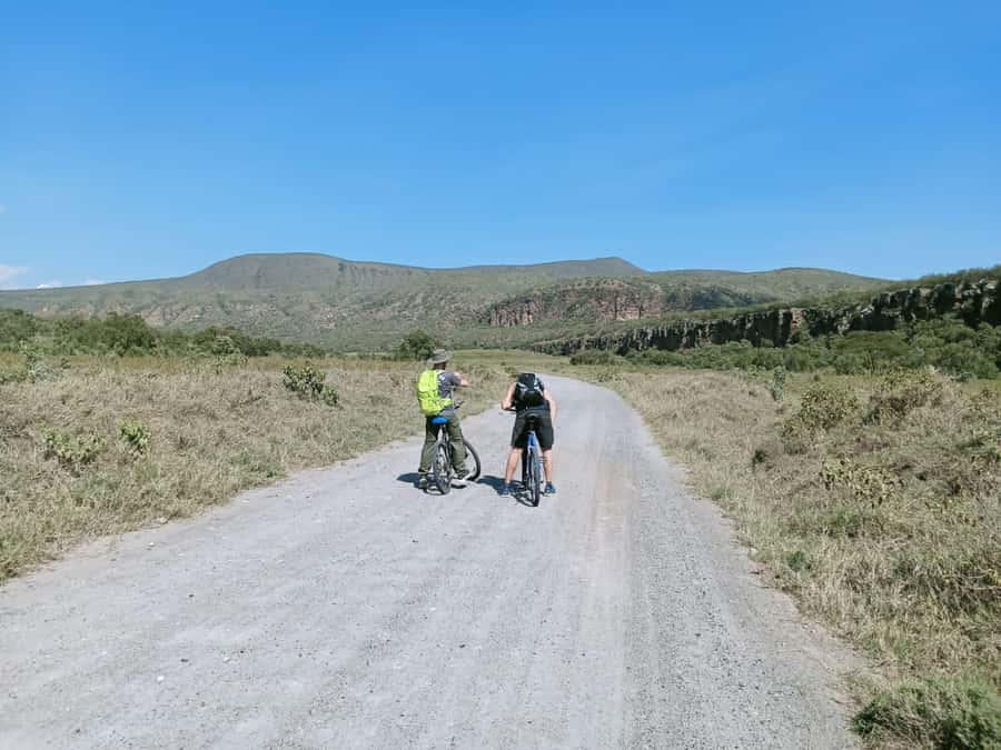 HELLS GATE AND LAKE NAIVASHA DAY TRIP FROM NAIROBI. - Why this makes a good Nairobi escape