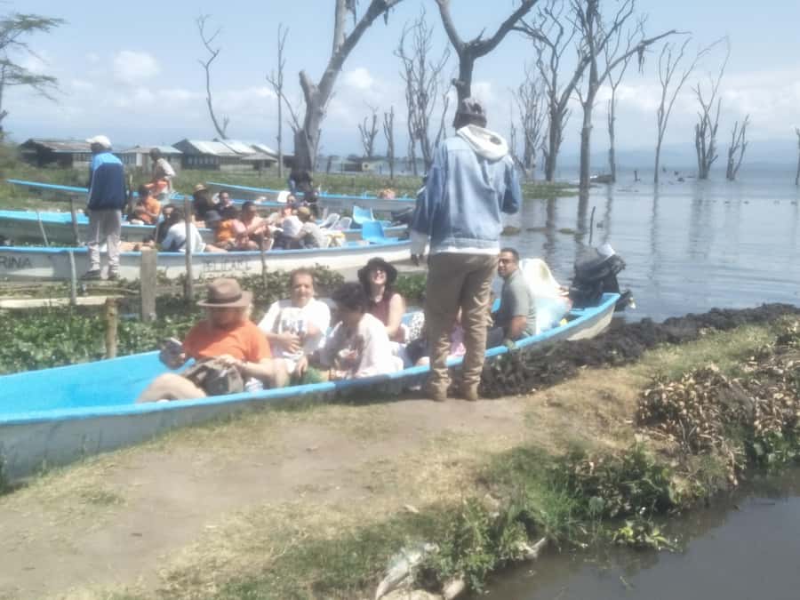 HELLS GATE AND LAKE NAIVASHA DAY TRIP FROM NAIROBI. - Gorge walks, steam vents, and a safety check