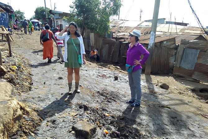 Kibera slum tour with Lucas - The railway viewpoint and the wider community