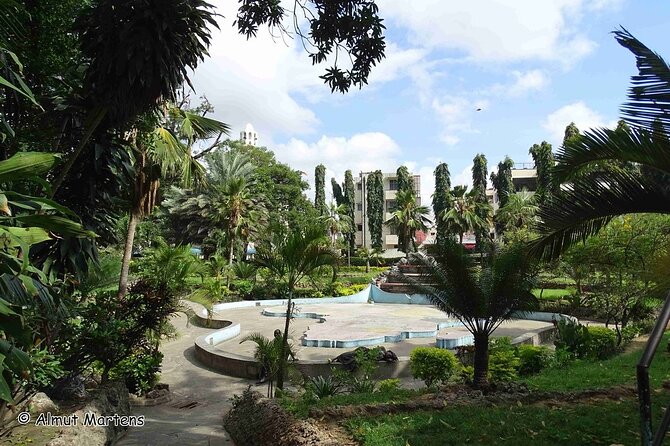 Mombasa Half Day City Tour - What the Small Group Size Changes
