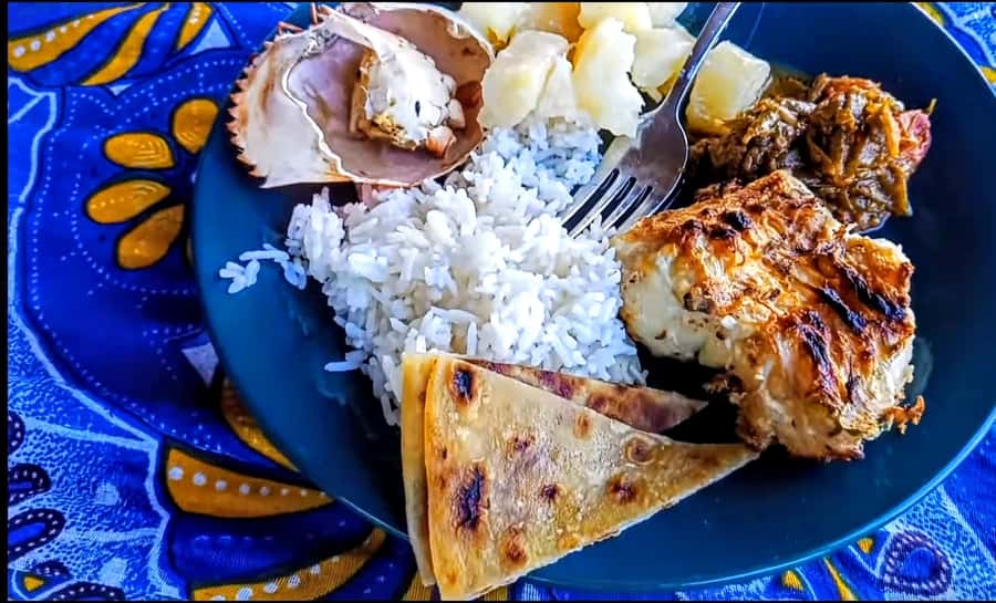 Mombasa: Kisite Park Private Cruise with Breakfast and Lunch - Snorkeling over the Kisite reef