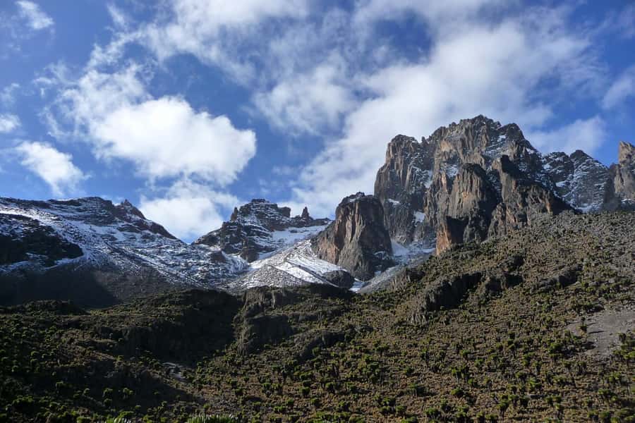 Mt Kenya: Full-day hiking tour from Nairobi - Reaching the Meteorological Station