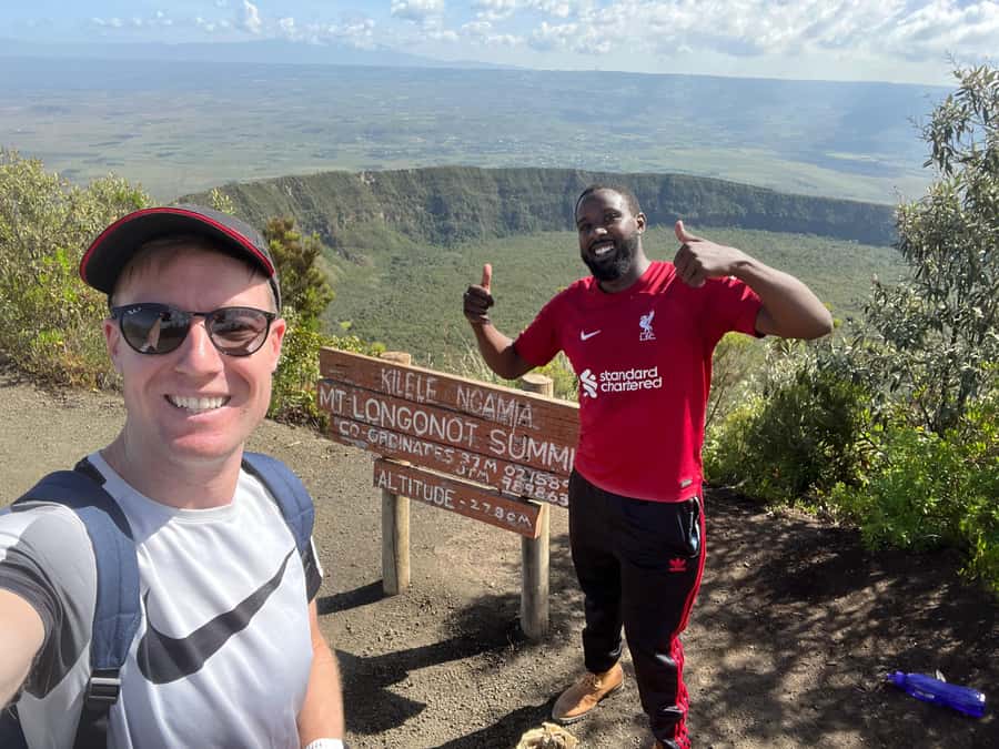 Mt Longonot National park Day Hike - Walking around the crater rim
