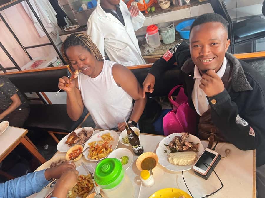 Nairobi: 1 Hour Gastronomic and Street Food tour of Nairobi - Thirty minutes with Nairobi street food