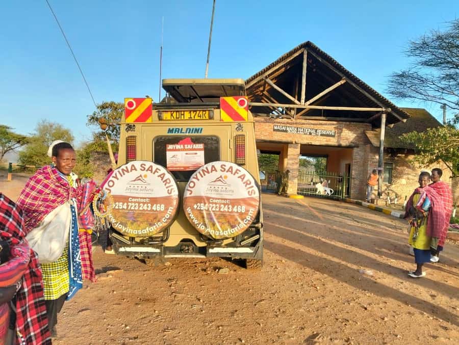 Nairobi: 3-Days 2-Nights Maasai Mara Group Safari in 4x4 - What the $240 price really includes