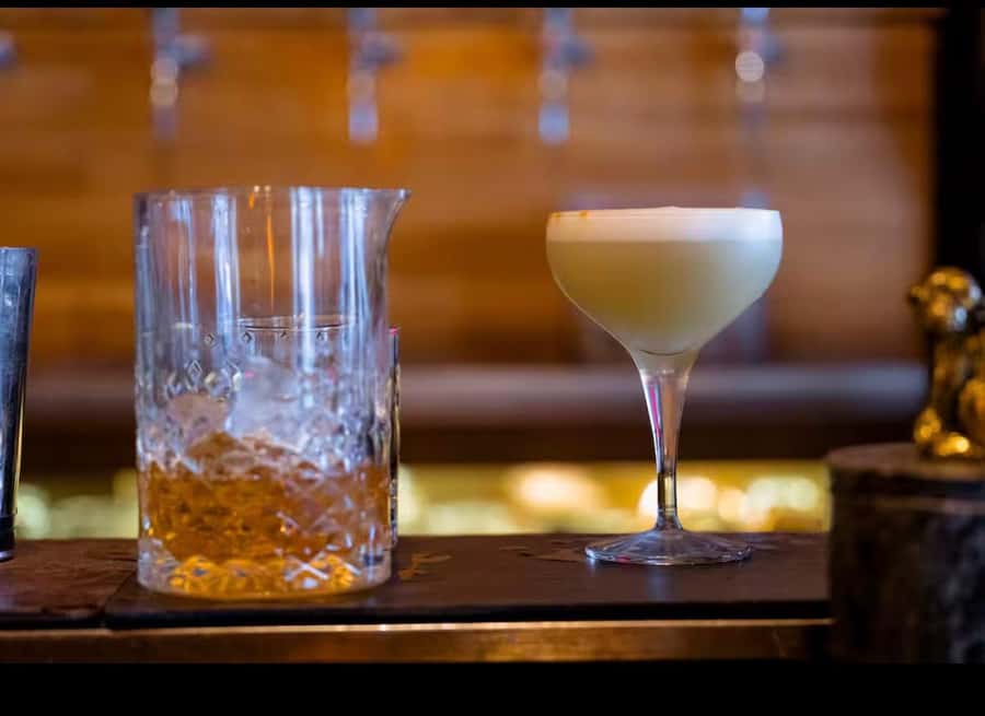 Nairobi bar crawl:Drink and Mingle - The 10th-floor start and Nairobi city views