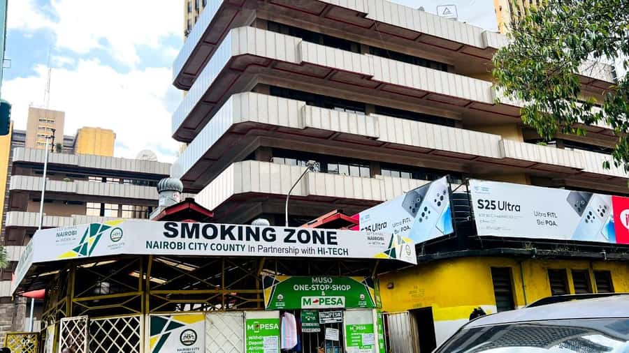 Nairobi Downtown Walking Tour - Jamia Mosque and the city’s religious mix