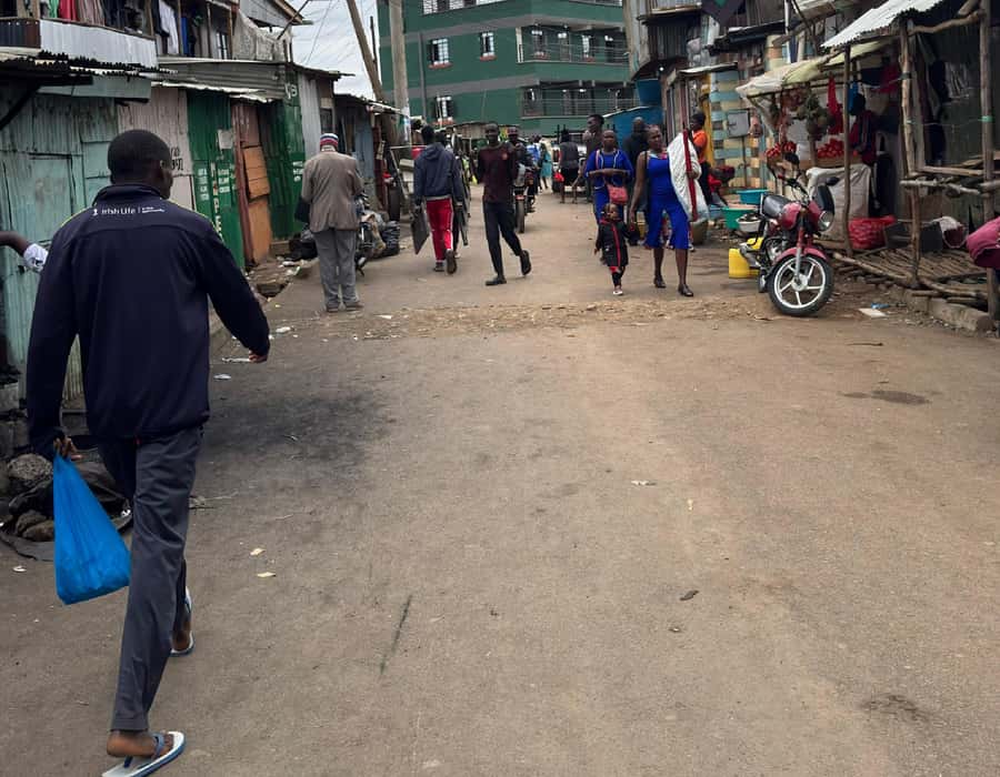 Nairobi: Explore Kibera Slum with Local Guides - Stop three: inside a local home