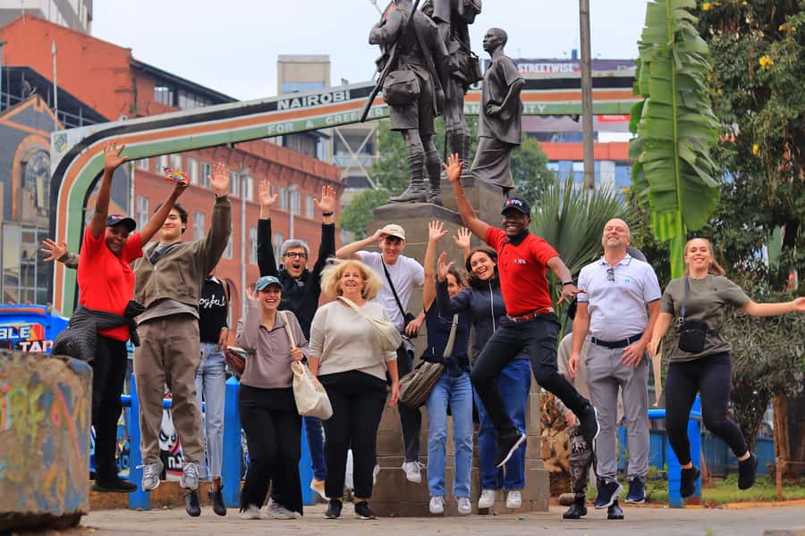 Nairobi: Historic and Modern Highlights Walking Tour - Jamia Mosque, McMillan Library, and the city’s layered past