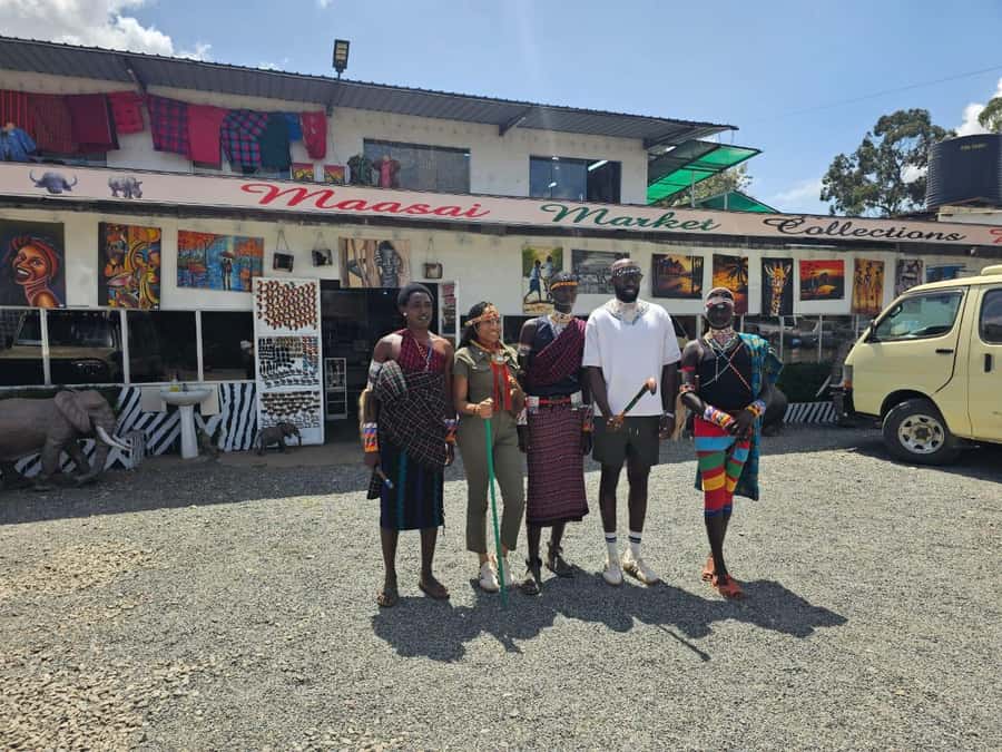 Nairobi: Hop on Hop off and Maasai market Collections Visit - What the $98 price really buys