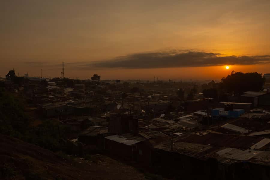 Nairobi: Kibera Slum Compassionate Walking Tour - Meeting women who make magazine jewelry