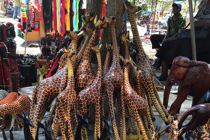 Nairobi National park And Giraffe Center: Free Wi-Fi Connection - Kobe Tough beads and leather: shopping with a local angle