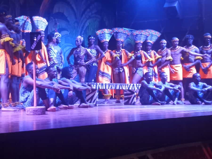 Nairobi: The Safari Cats Show Tickets & Buffet Dinner - How to plan the rest of your Nairobi day