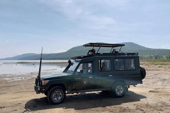 Olpejeta, Lake Naivasha, Masai Mara 5 Days Private Kenya Jeep tour - Three Kenyan wildlife worlds in five days