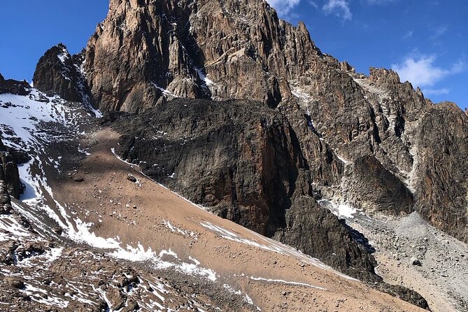 Private 4 Day Mount Kenya Treks - Day 2: 14 kilometres from Lake Ellis to Mintos Camp