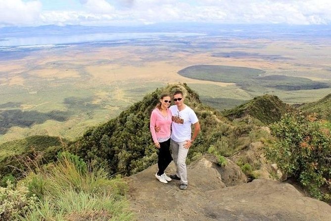 Private Tour to Mount Longonot and Optional Boat Ride on Lake Naivasha - Hiking Mount Longonot in the cooler morning