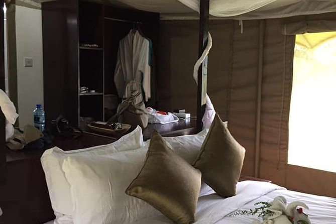 Vegans special safari - Day 5: Lake Naivasha and Crescent Island by boat