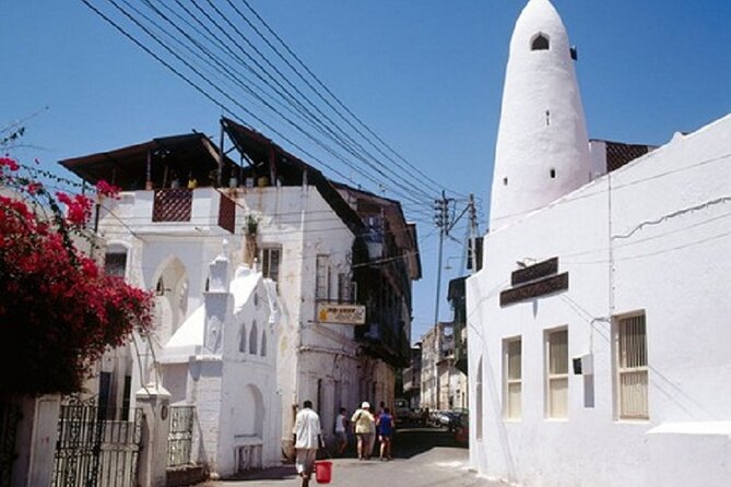 Visit to Fort Jesus and the Old Town of Mombasa - Old Town shows the city beyond its monuments