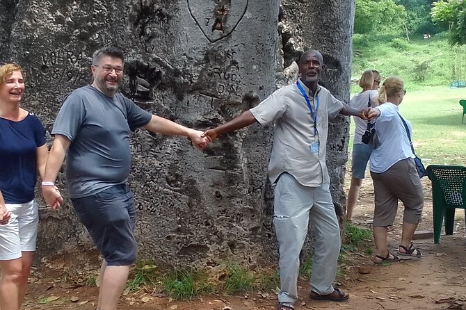 Visit to Fort Jesus and the Old Town of Mombasa - A Hindu temple adds an important cultural layer