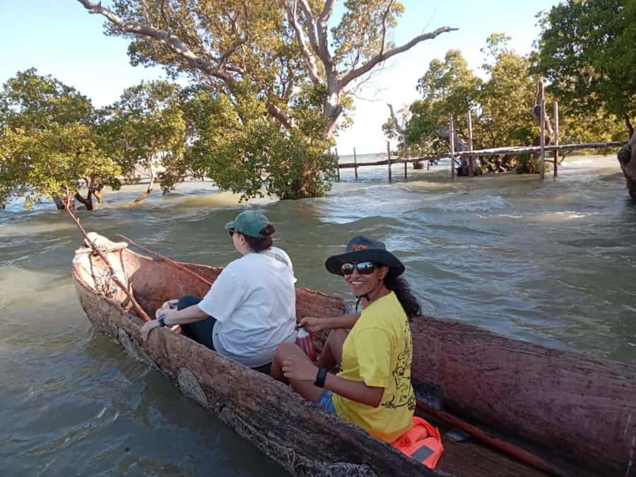 Watamu: Sunset Mangrove Canoe Tour with Coconut Drink - Key points at a glance